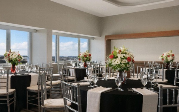 Crowne Plaza JFK Airport New York City an IHG Hotel image 5